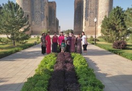 Inspeksiyada xotin-qizlar eʼzozda