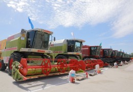 В сельском хозяйстве наступил напряженный сезон: до сбора урожая зерна осталось всего несколько дней